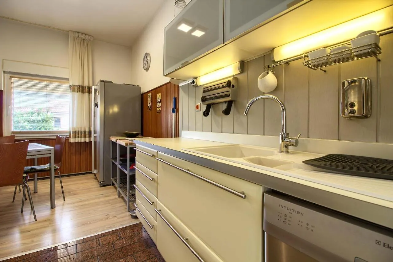 Lovely Holiday Home Pjacal II With Pool In Pula Croatia
