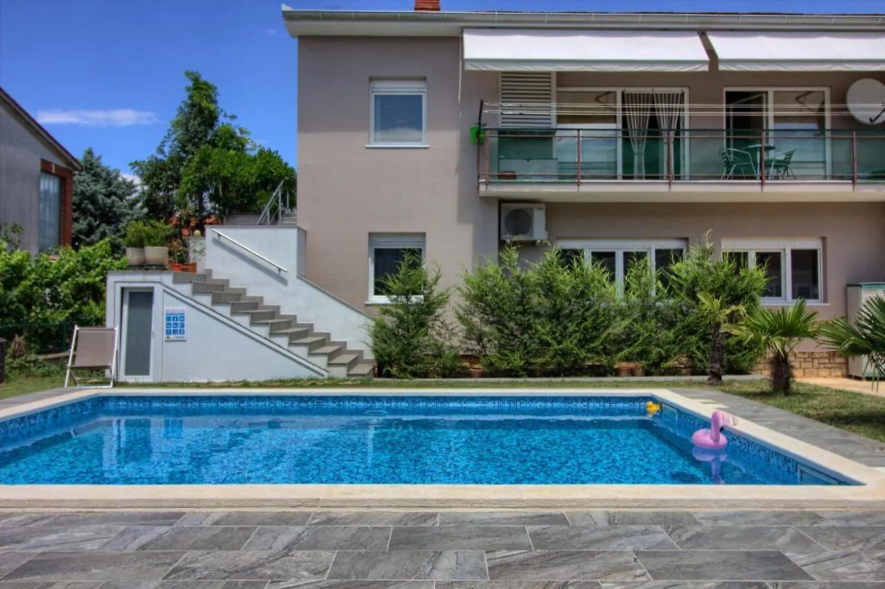 Apartment Lovely Holiday Home Pjacal II With Pool In Pula Croatia