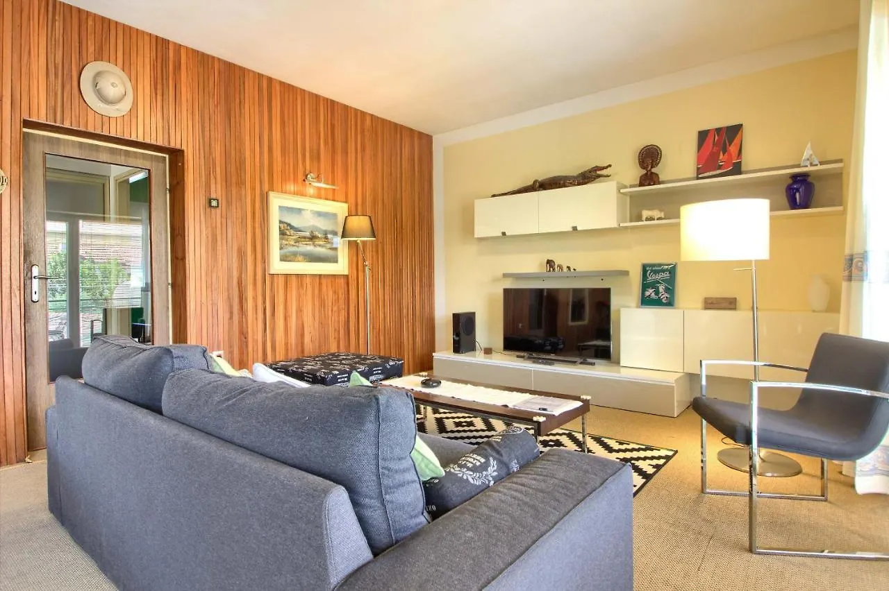 Lovely Holiday Home Pjacal II With Pool In Pula Apartment